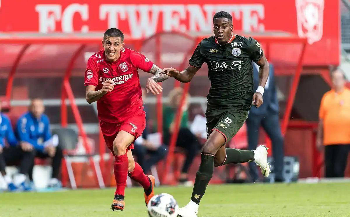 暂时领跑 暂时领跑