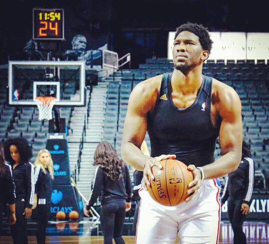 手的碰撞 手的碰撞